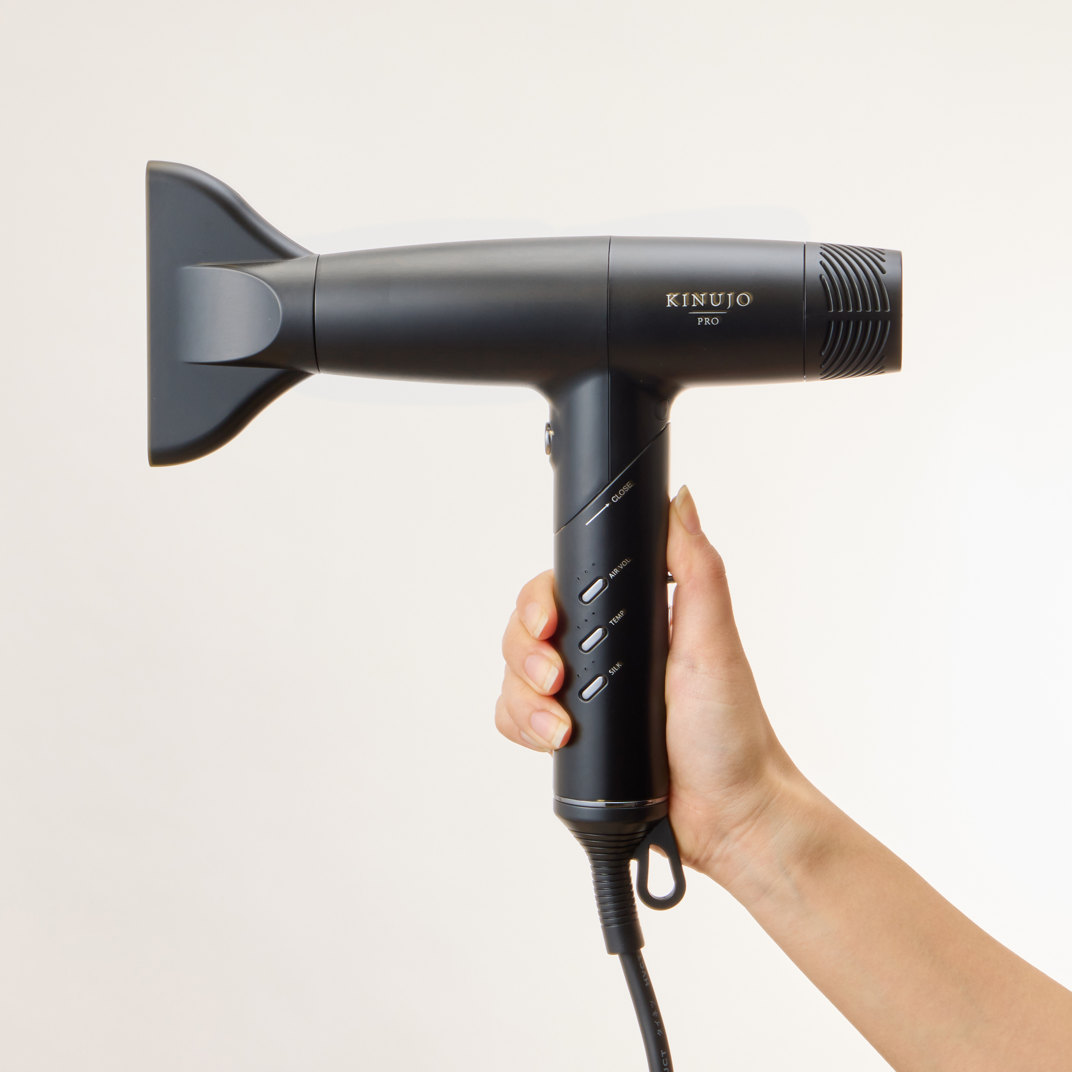 KINUJO PRO 絹女　ドライヤー 新品未開封 新品 KINUJO プロ ヘアドライヤー Pro Hair Dryer キヌージョ 絹