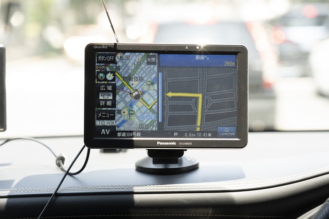 パナソニック SSDポータブルカーナビゲーション ゴリラ CN-G1400VDを
