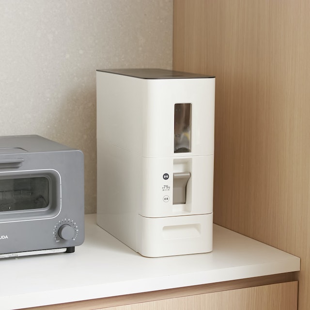 ニトリ 計量米びつ ホワイト 8987743をレビュー！クチコミ・評判をもと