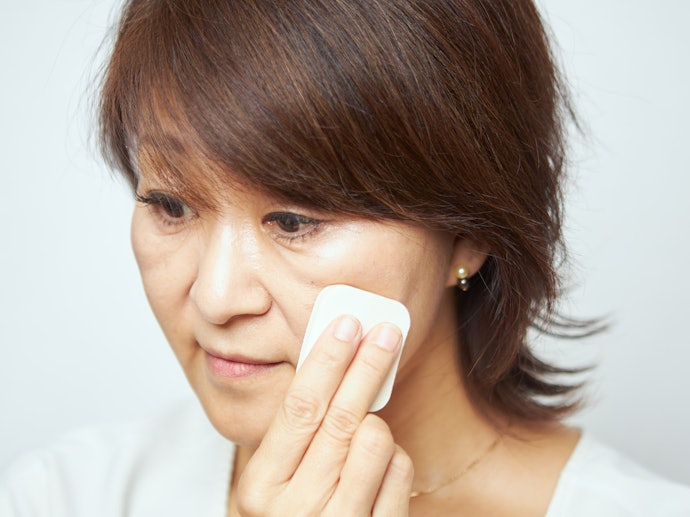 時間が経ってもしっとり感がある。シワのある部分も乾燥崩れしにくい