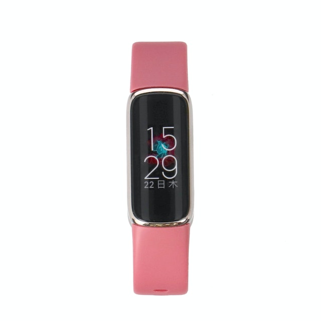 値下げ中 fitbit luxe スマートウォッチ フィットネストラッカー