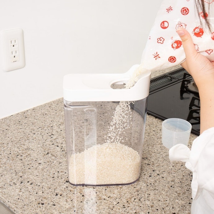 無印良品 冷蔵庫用米保存容器 約2kg用を全23商品と比較 口コミや評判を実際に使ってレビューしました Mybest