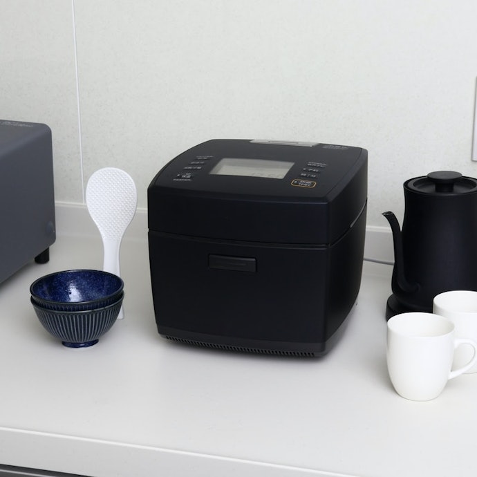 美品 三菱 2024年製 IHジャー炊飯器 NJ-VW10F-W 三菱電機 本炭釜 美品 三菱 2024年製 IHジャー炊飯器 NJ-VW10F-W 三菱電機 本炭釜