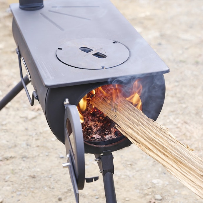 ダンパーで熱気を逃さず温度をあげやすい。誰でも火力の調節がしやすく使える