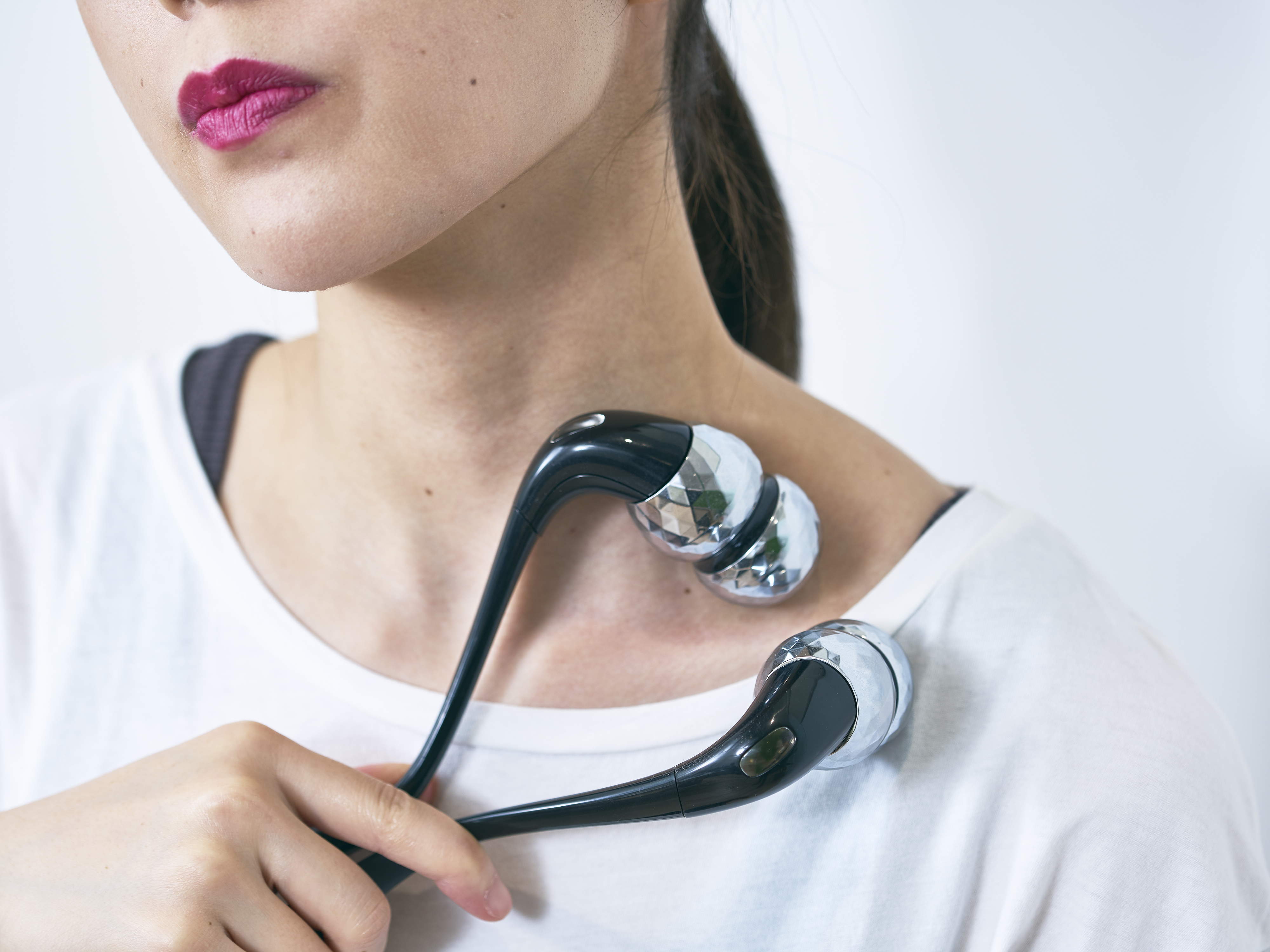 シックスパッド フェイシャルローラーを他商品と比較 口コミや評判を実際に使ってレビューしました Mybest