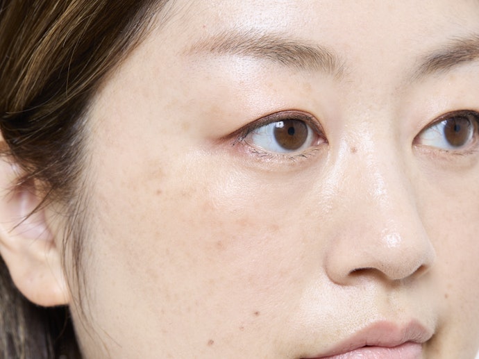 皮脂崩れも起きにくい。脂性肌の人は薄づきを意識するとなおよし