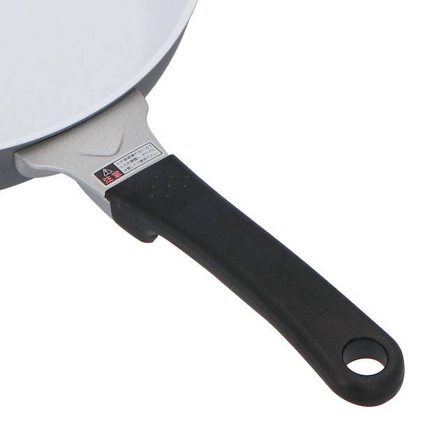 京セラ　セラブリッド　フライパン 京セラ セラブリッド フライパン26cmをレビュー！クチコミ・評判をもと