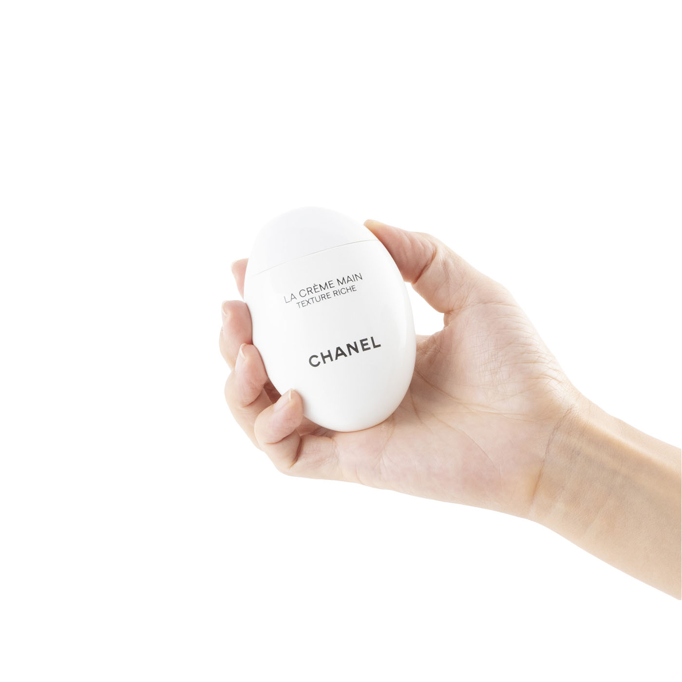 CHANEL ラ クレーム マン リッシュ ハンドクリームをレビュー