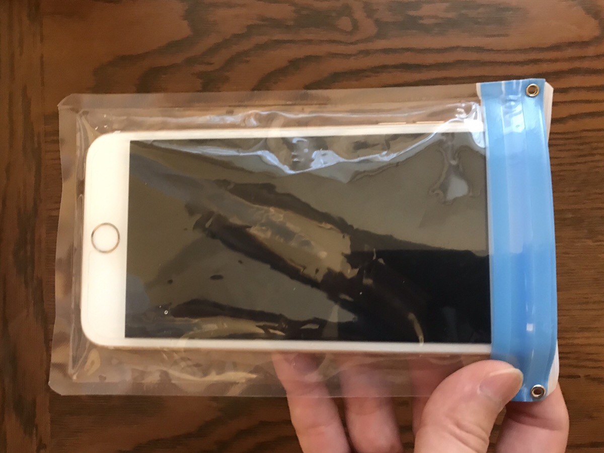 ダイソー スマホ防水ケースを全14商品と比較 口コミや評判を実際に使ってレビューしました Mybest