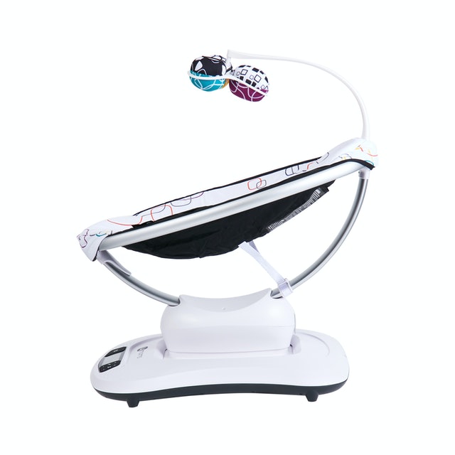 4moms mamaRoo4（ママルー4）をレビュー！クチコミ・評判をもと