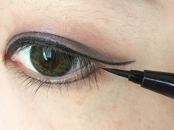 ヒロインメイク スムースリキッドアイライナーを他商品と比較 口コミや評判を実際に使ってレビューしました Mybest