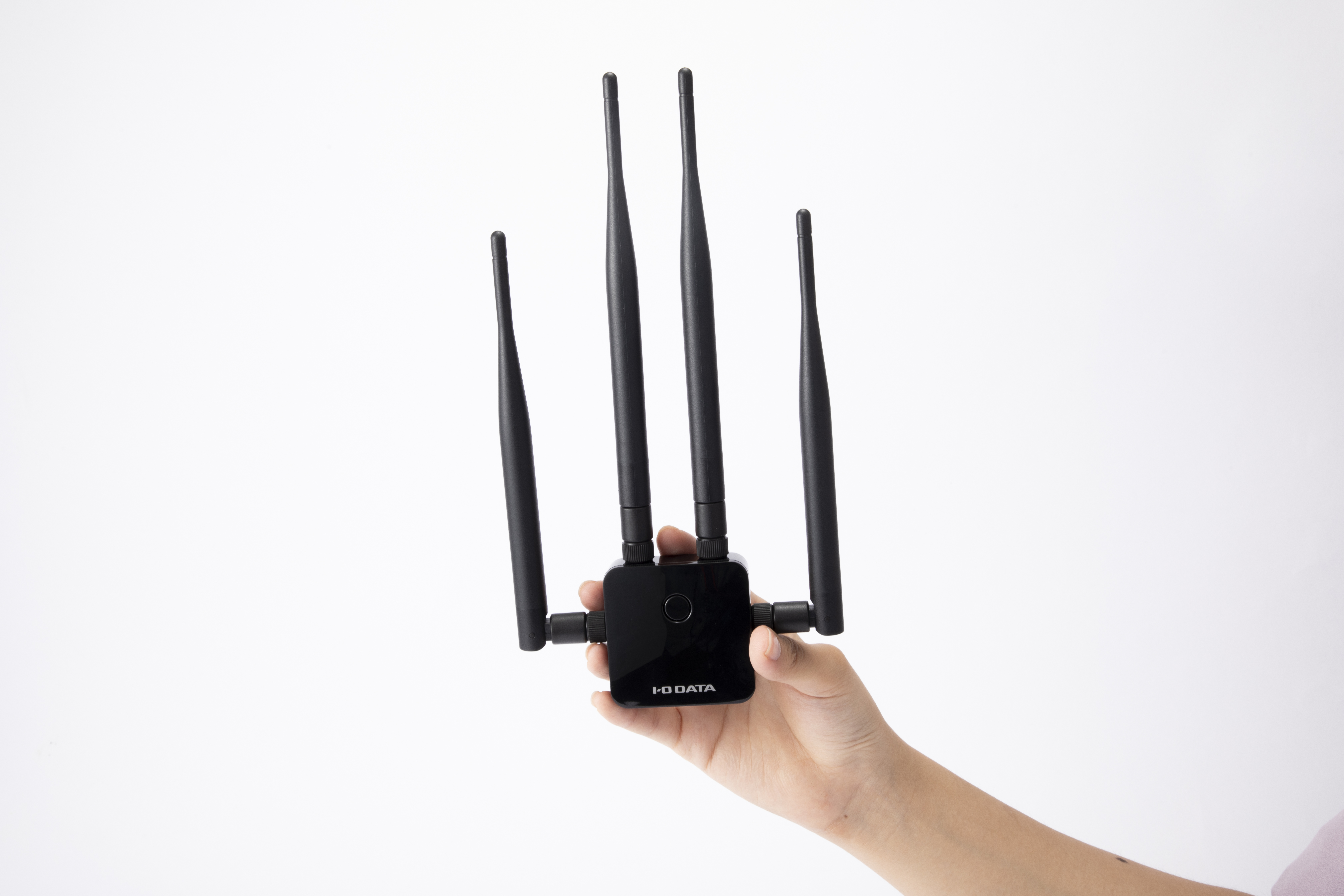 WN-AC1300UAを全17商品と比較!口コミや評判を実際に使ってレビューしました! | mybest WN-AC1300UAを全17商品と比較!口コミや評判を実際に使ってレビューしました! | mybest