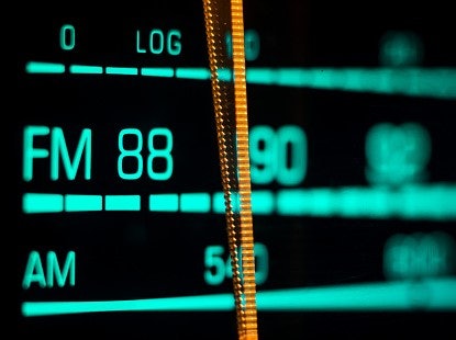 電波を安定して拾い、AM・FMともにしっかり内容を聴き取れる