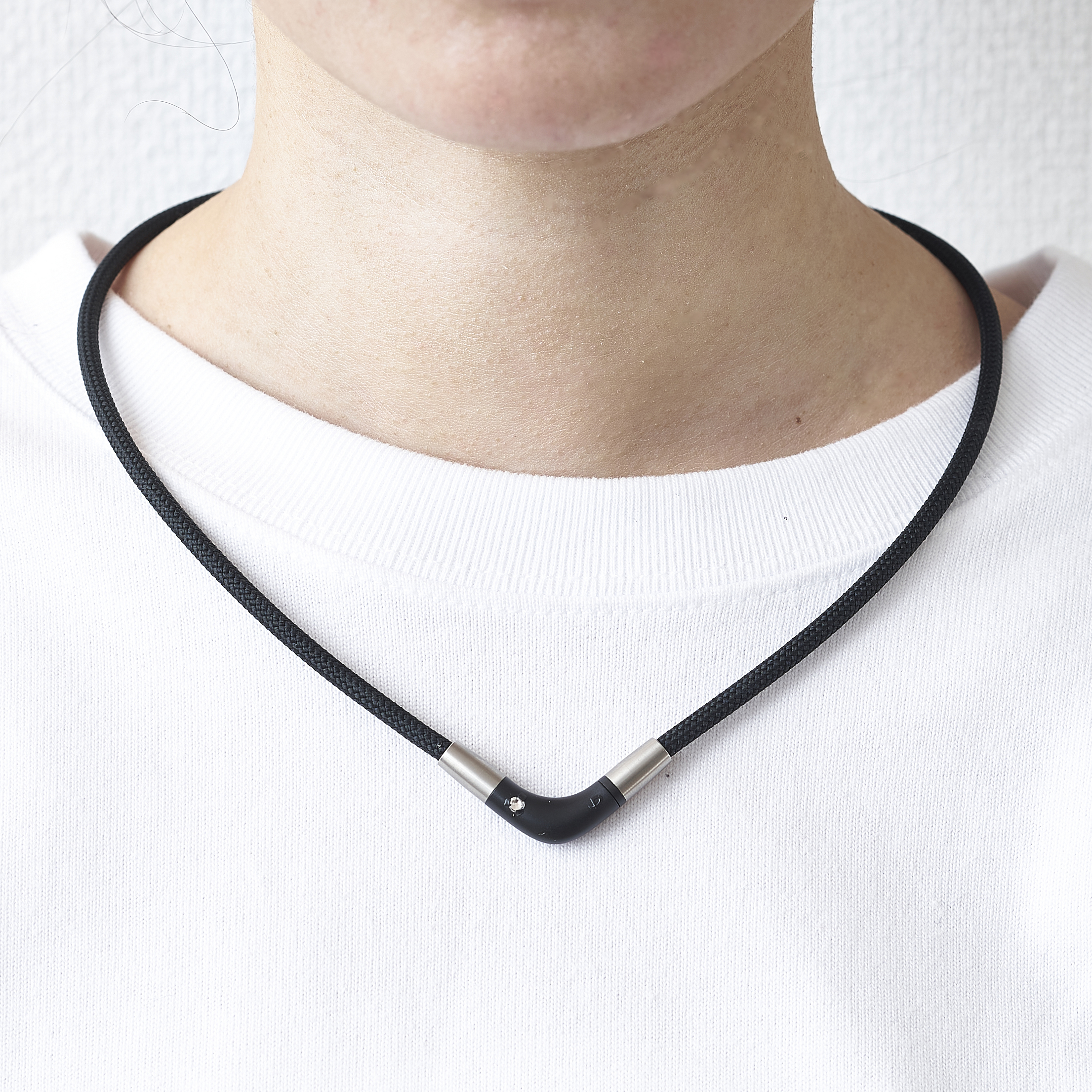 ファイティン　RAKUWA チタンネックレス　Vタイプ ファイテン RAKUWA磁気チタンネックレス Vタイプをレビュー！クチコミ