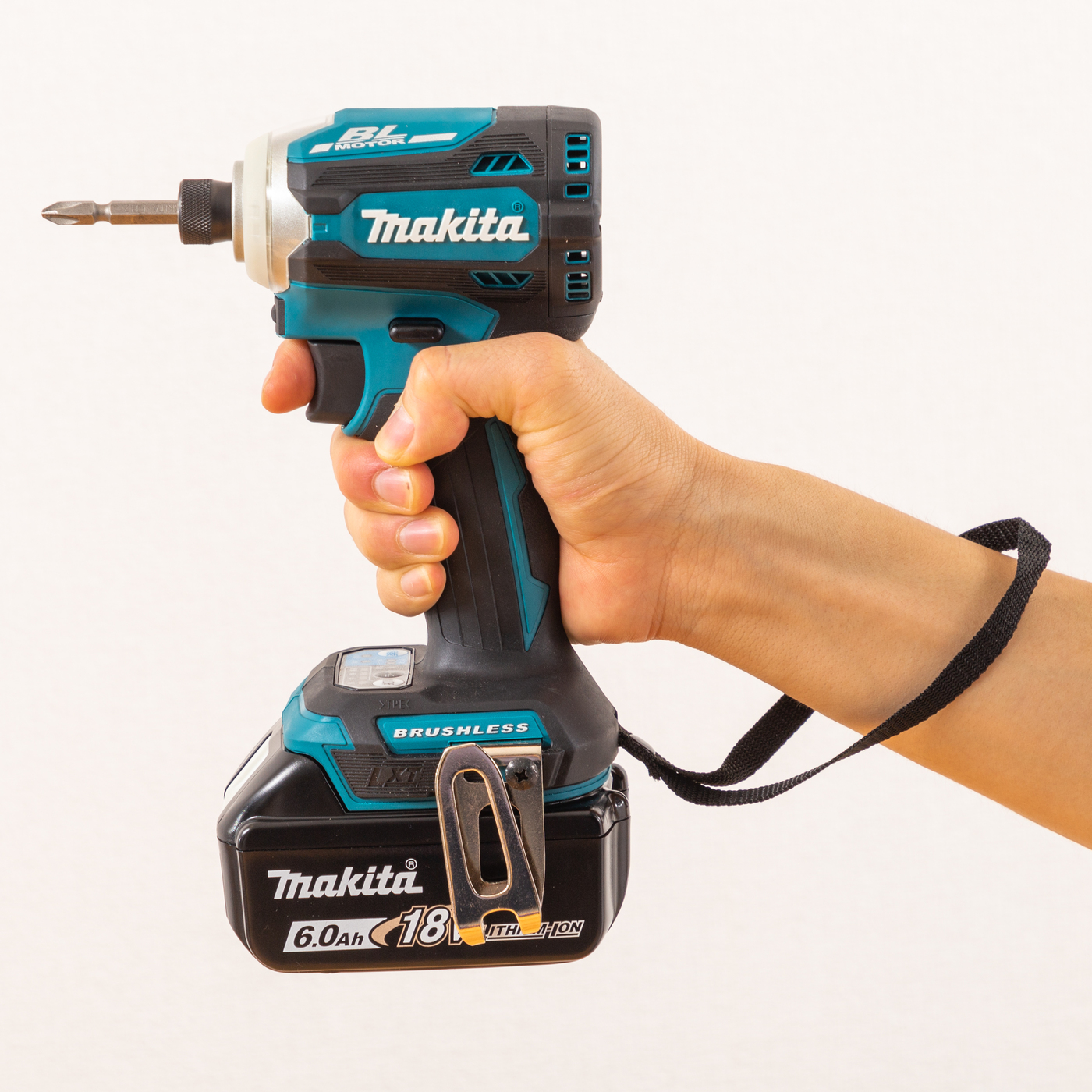 マキタ インパクトドライバー 値下げしました 【公式通販】