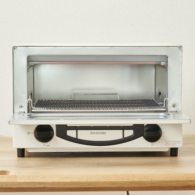 アイリスオーヤマ オーブントースター 4枚焼き EOT-032-CW : アイリスオーヤマ トースター オーブントースター 4枚