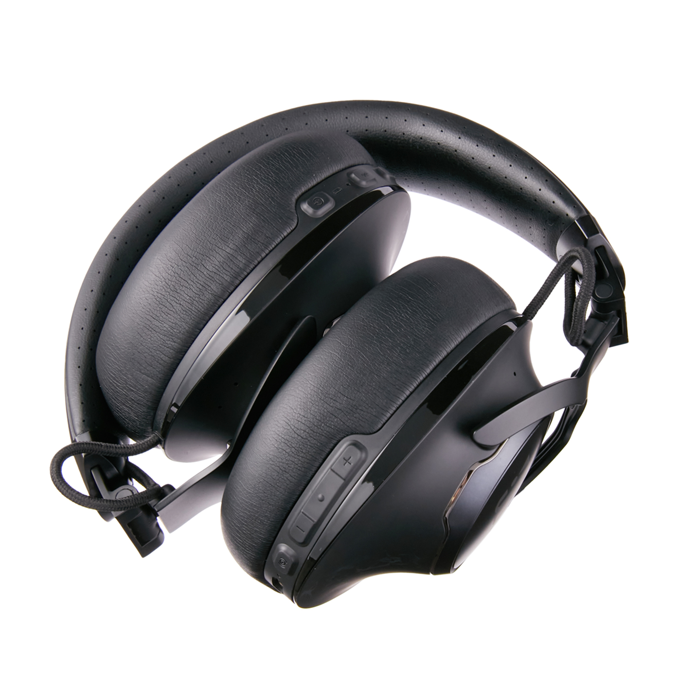 JBL ノイズキャンセリングヘッドホン CLUB 950NCをレビュー！口コミ