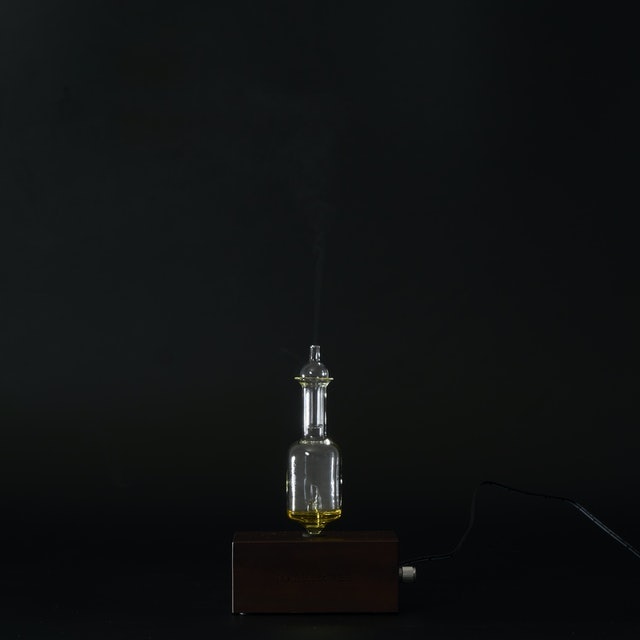 マークスアンドウェブ ウッドアロマディフューザーをレビュー マークスアンドウェブ ウッドアロマディフューザーをレビュー