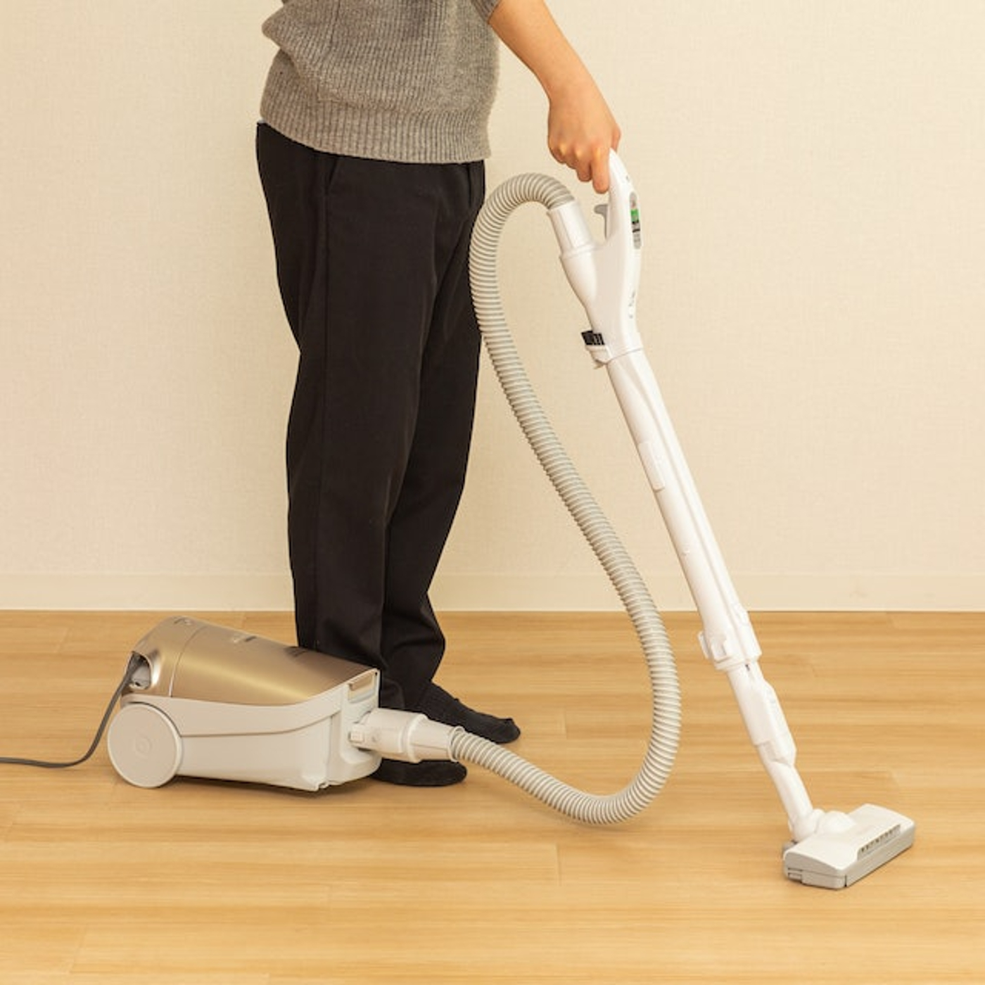 日立 紙パック式クリーナー CV-KP900Jをレビュー！クチコミ・評判をも