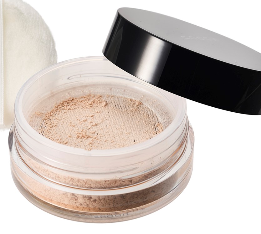 SUQQU オイル リッチ グロウ ルース パウダーをレビュー