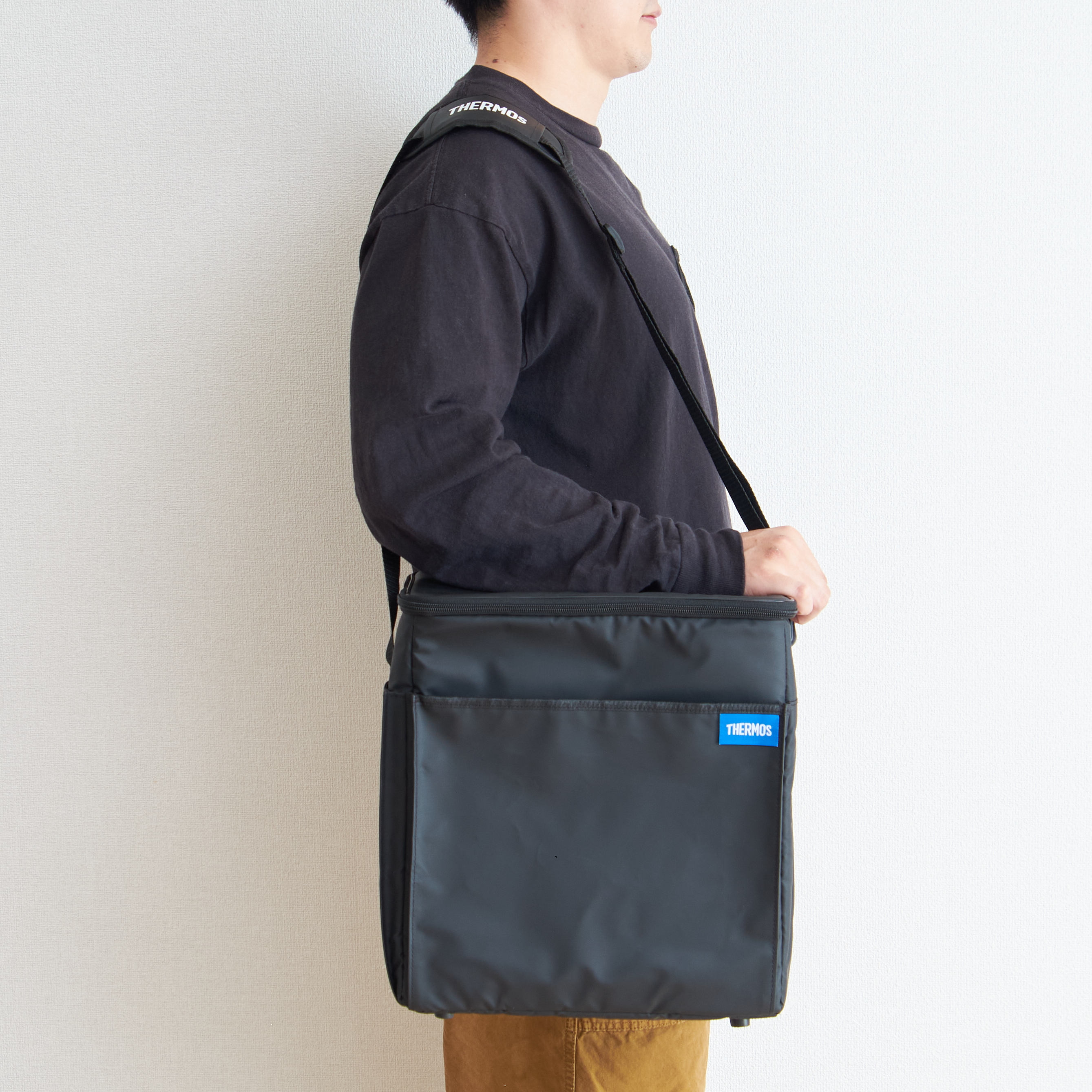 サーモス ソフトクーラー lを全17商品と比較 口コミや評判を実際に使ってレビューしました Mybest