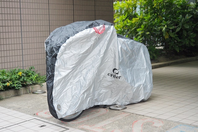 センターライン&赤い取っ手が目印に。向きに迷いにくい