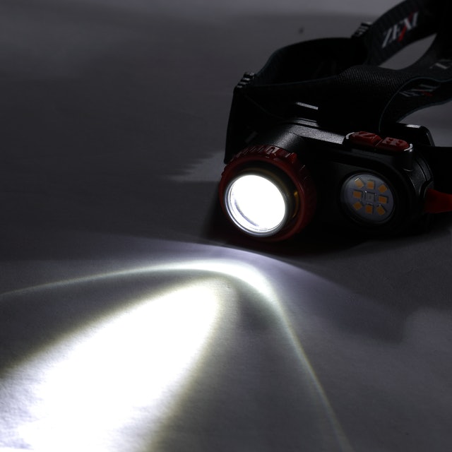 富士灯器 ゼクサス ZX-R730 （充電タイプ）をレビュー！クチコミ・評判