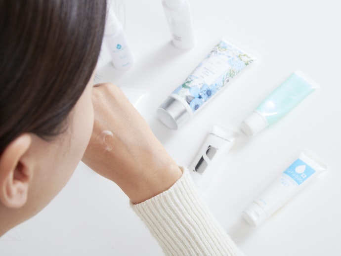 香りは爽やかなグレープフルーツ。人工的で好みが分かれた