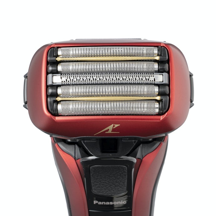 リニアシェーバー ラムダッシュ 5枚刃 ES-LV5F-Rをレビュー リニアシェーバー ラムダッシュ 5枚刃 ES-LV5F-Rをレビュー