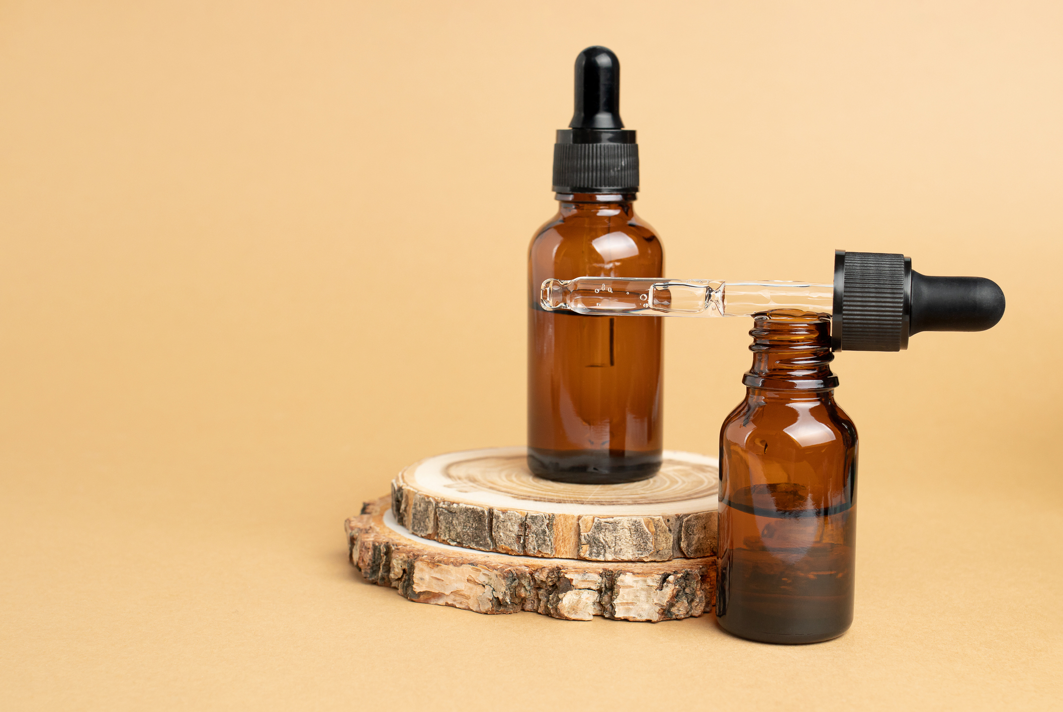 u☆未使用☆aesop イソップ ルーセント フェイシャル エッセンス 60ml イソップ ルーセント フェイシャル エッセンス 60ml 格安通販