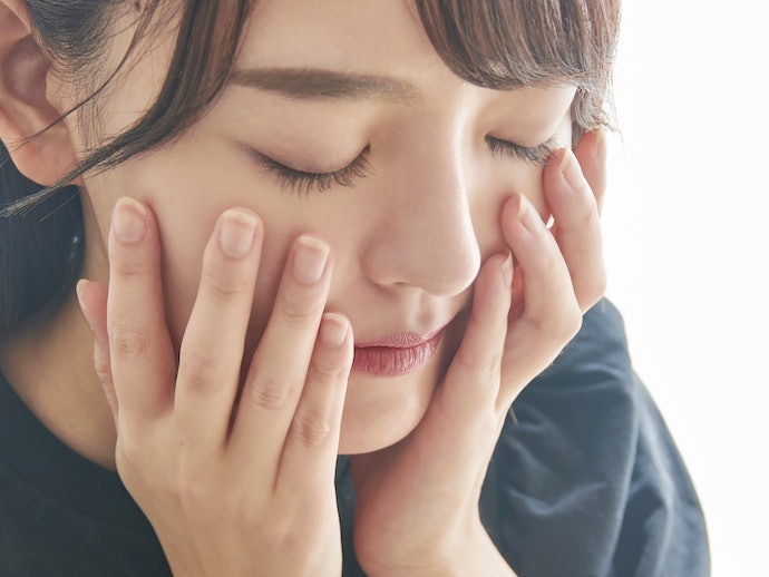 伸びが非常によい。水光肌と謳うとおりのツヤ感があった