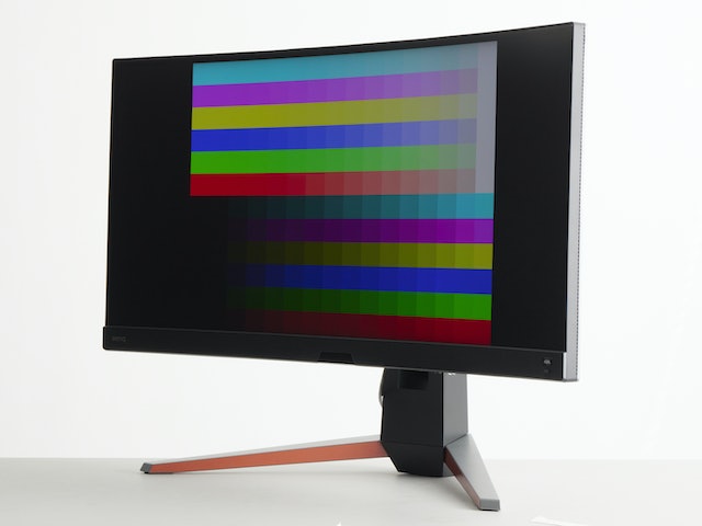 BenQ MOBIUZ ウルトラワイド湾曲ゲーミングモニター EX3415Rをレビュー