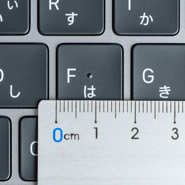 美品 MacBook Air M1チップ 充電数63回『容量94％』 美品 MacBook