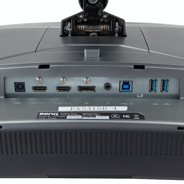 BenQ MOBIUZ ウルトラワイド湾曲ゲーミングモニター EX3415Rをレビュー BenQ MOBIUZ ウルトラワイド湾曲ゲーミングモニター EX3415Rをレビュー