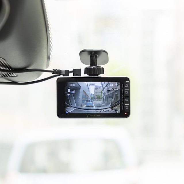 ユピテル　ドライブレコーダー Y-210R 前後2カメラ Y-210R 機能・仕様｜ドライブレコーダー｜Yupiteru(ユピテル)
