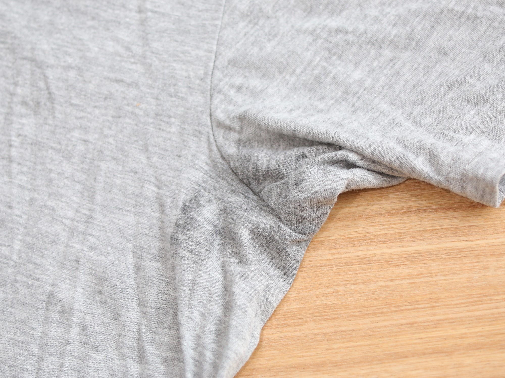 コーセー エスカラット 薬用デオドラントスティックを他商品と比較 口コミや評判を実際に使ってレビューしました Mybest