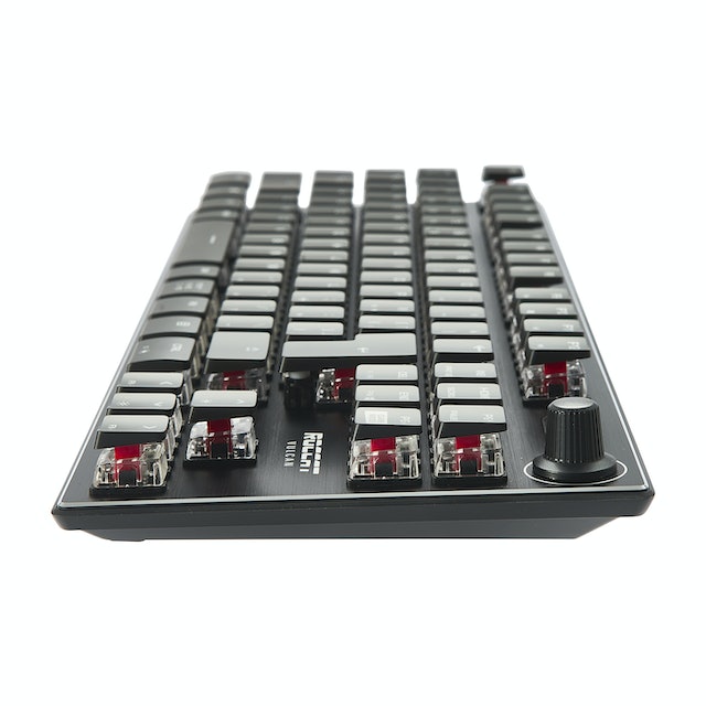 キーボード ROCCAT Vulcan TKL JP ROC-12-285 ROCCAT VULCAN TKL ROC-12-285をレビュー！クチコミ・評判をもとに徹底