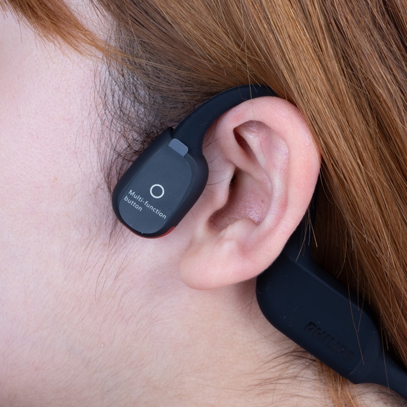 Philips 骨伝導ワイヤレスイヤホン TAA7607のを徹底レビュー