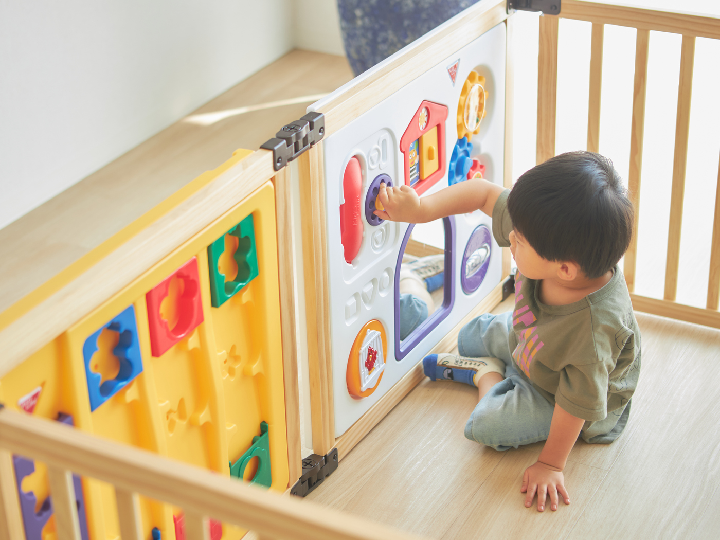 日本育児 木のミュージカルキッズランドDX おもちゃパネル付きを