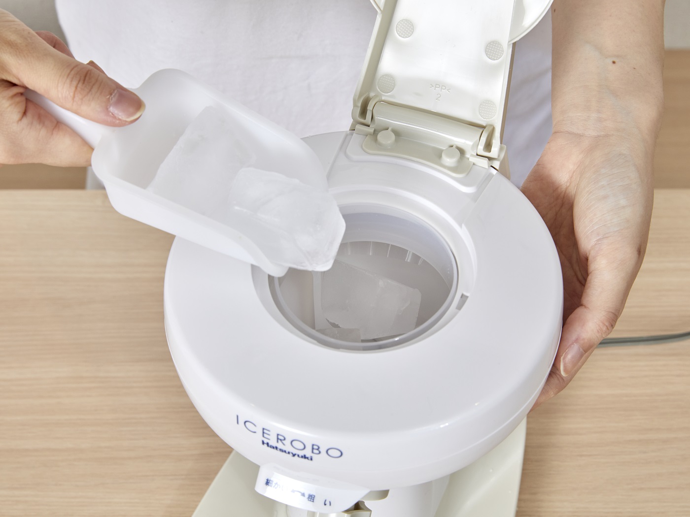 中部コーポレーション 電動かき氷器 アイスロボ 初雪をレビュー