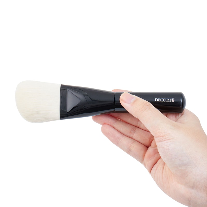 DECORTE スキンフュージョンフェイスブラシを徹底レビュー！実際に使っ