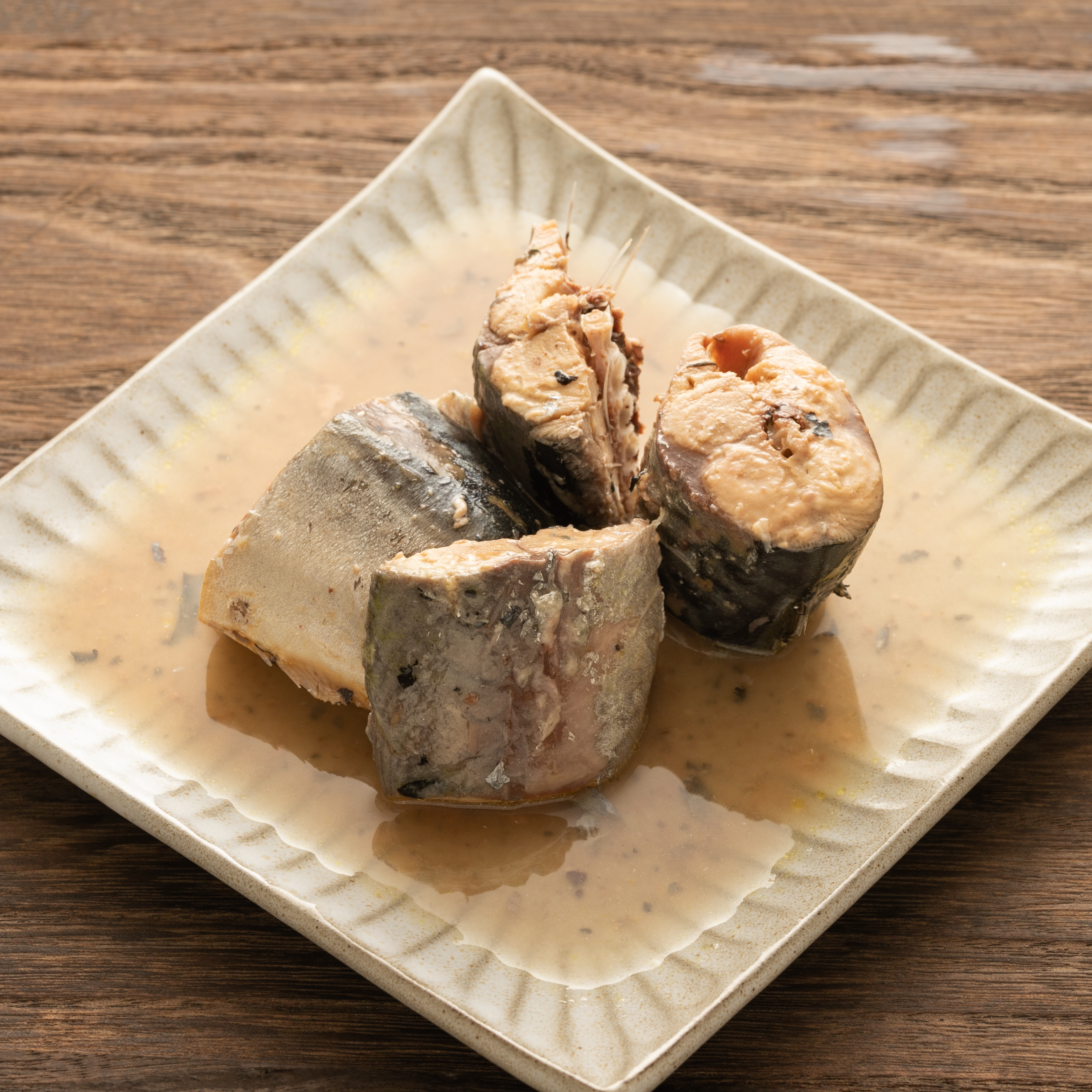 ニッスイ スルッとふた SABA さば水煮をレビュー！クチコミ・評判をも