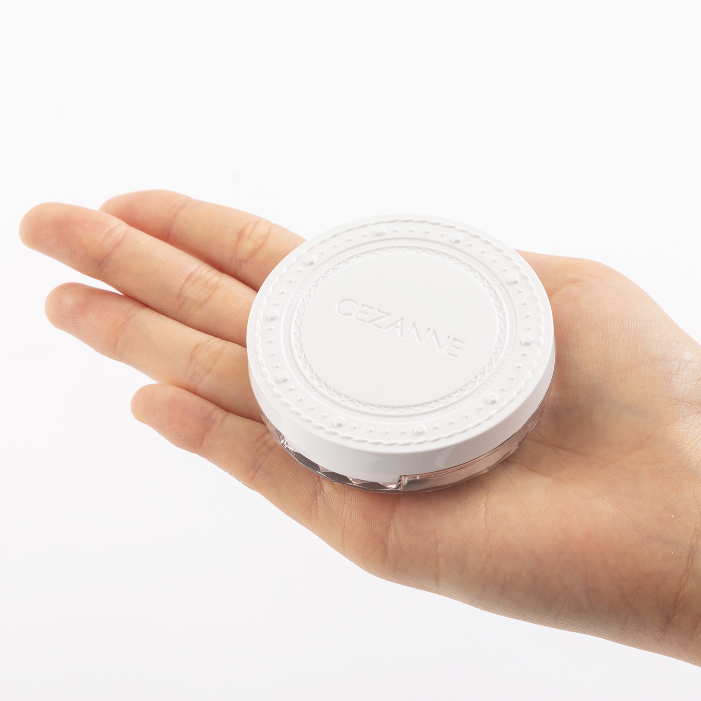 セザンヌ化粧品 UVクリアフェイスパウダー P1 ラベンダーをレビュー