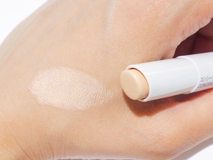 無印良品 コンシーラー スティックタイプを他商品と比較 口コミや評判を実際に使ってレビューしました Mybest