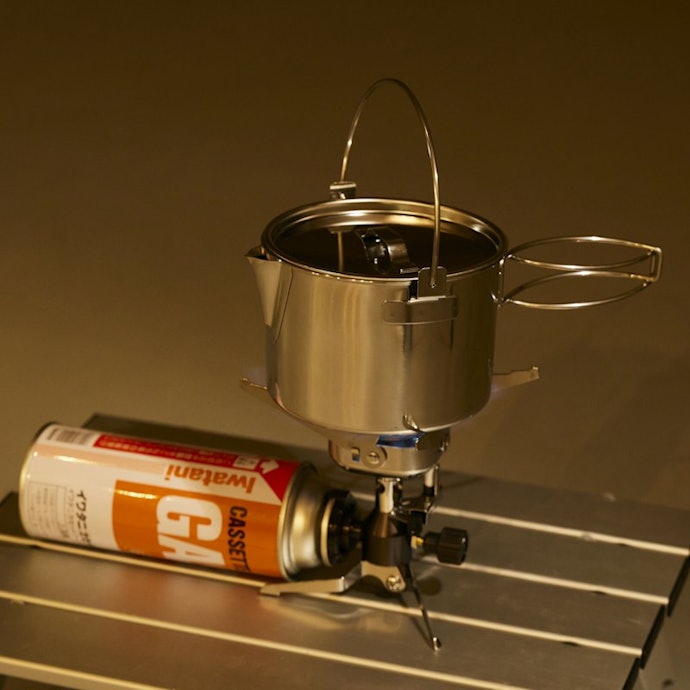 コーヒー豆を挽いている間にお湯が沸く。保温力も高い