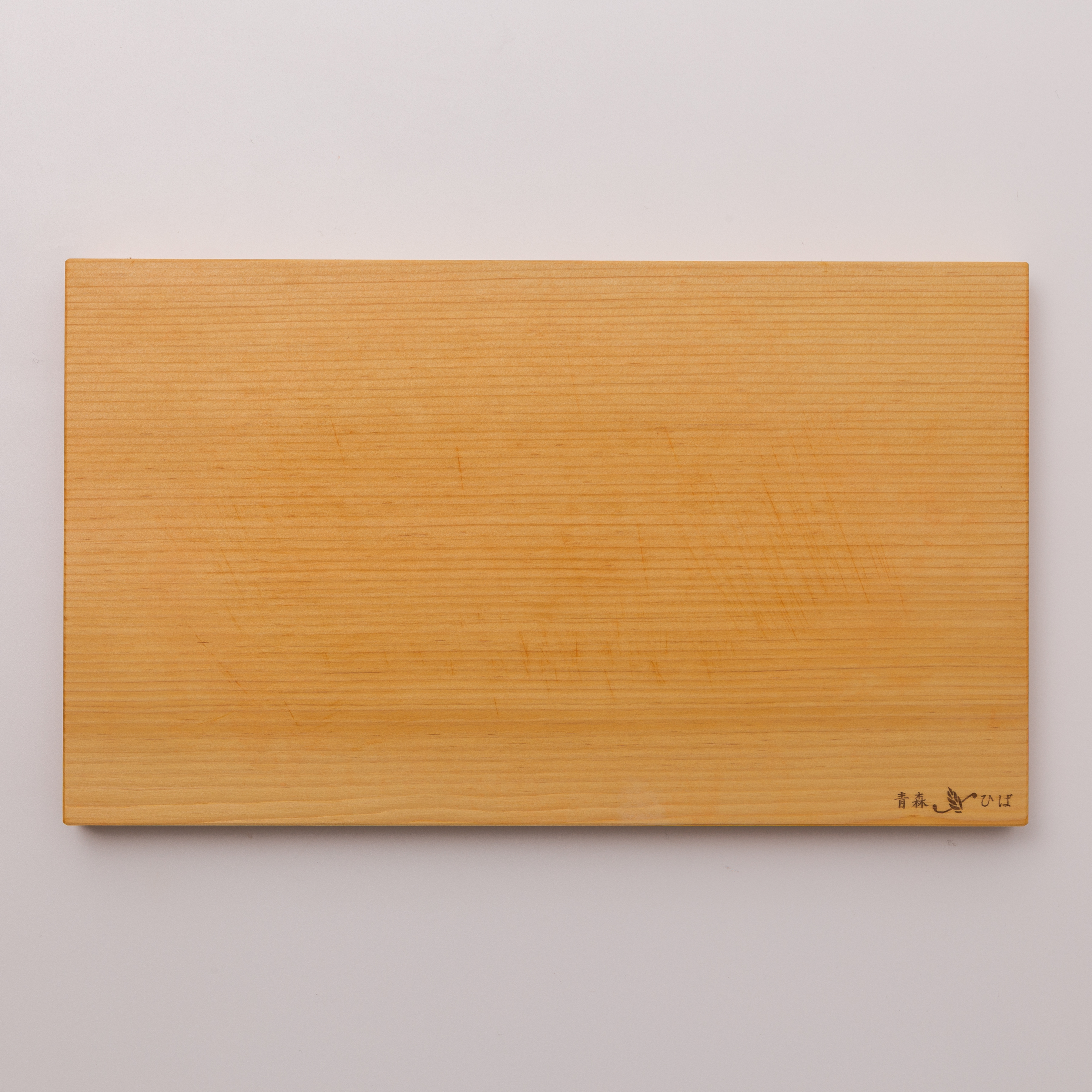 Y出品です。 入手困難、最高級品 青森ひばまな板一枚板柾目板超、超極上品 専用出品です。 入手困難 青森ひばまな板一枚板柾目板 超極上品