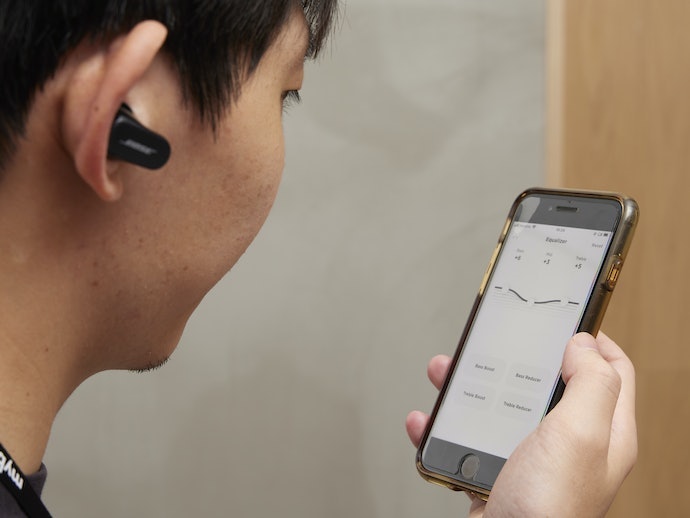 イコライザーは細かく調節可能。独自のパーソナライズ機能もあり