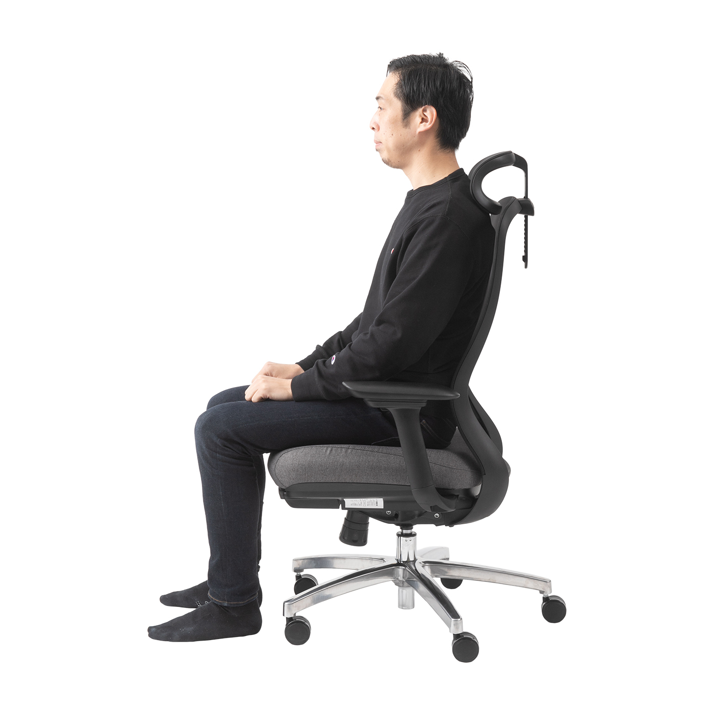 【現行品】関家具 AiDen アイデンミーティングチェア 2脚セット 現行品】関家具 AiDen アイデンミーティングチェア 2脚セット