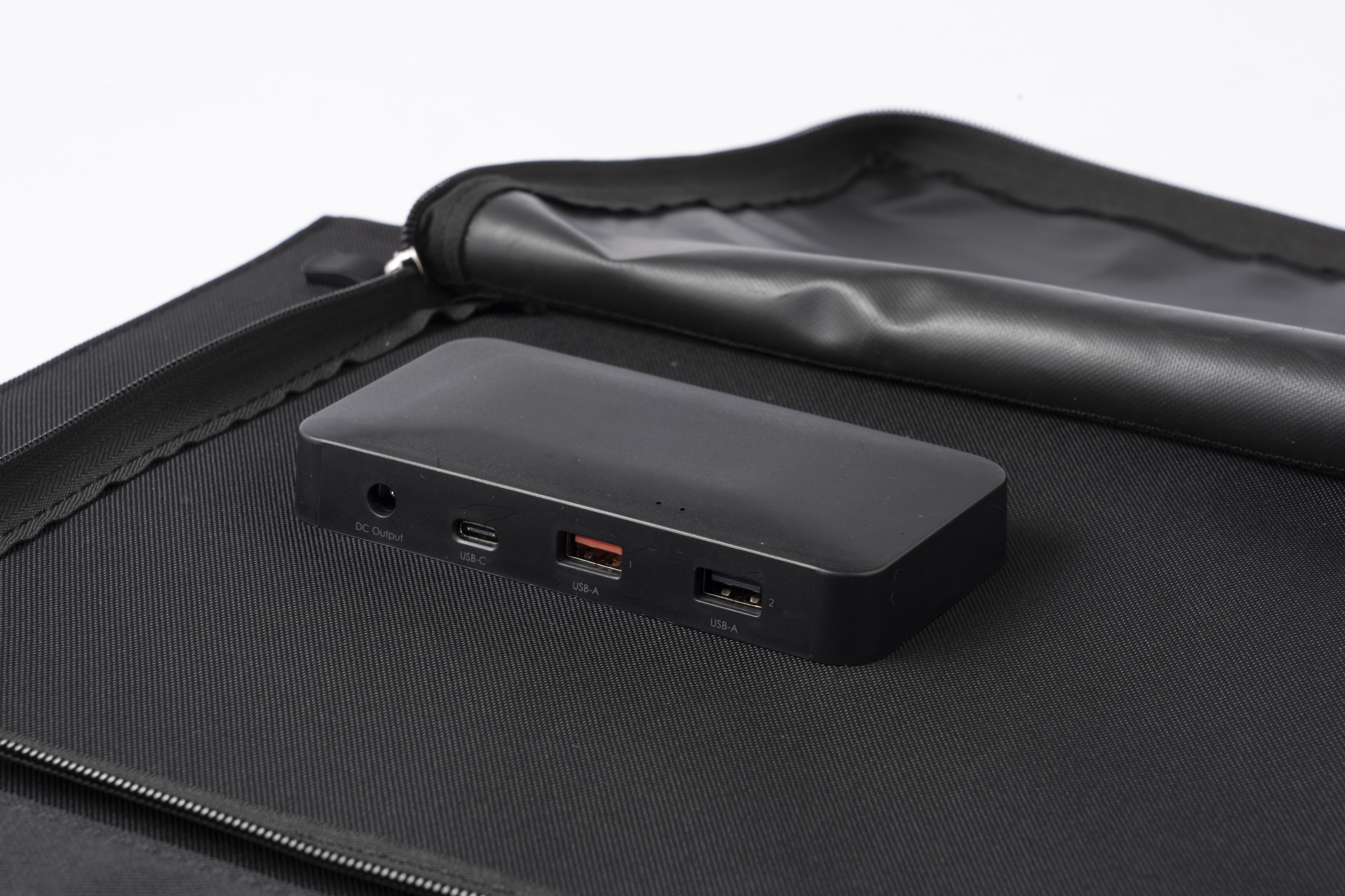 極美品■AUKEY 100W ソーラーチャージャー SP-GP10 100W ソーラーチャージャー SP-GP10