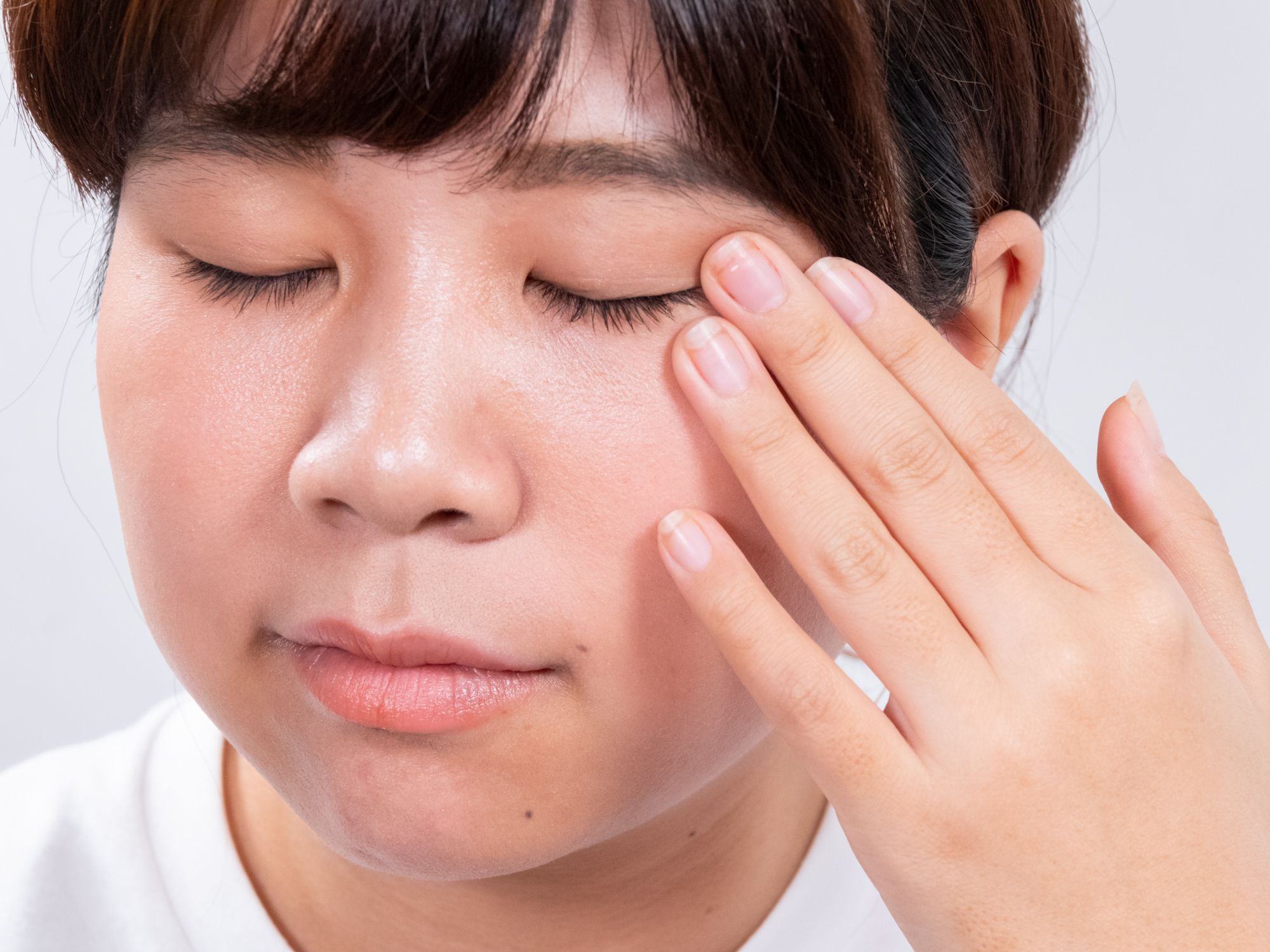 とろびがありよく伸びる。ベタつき・なじみにくさが気がかり